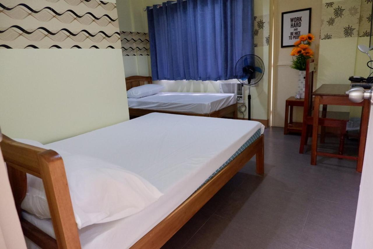 Nellie's Place Puerto Princesa Esterno foto